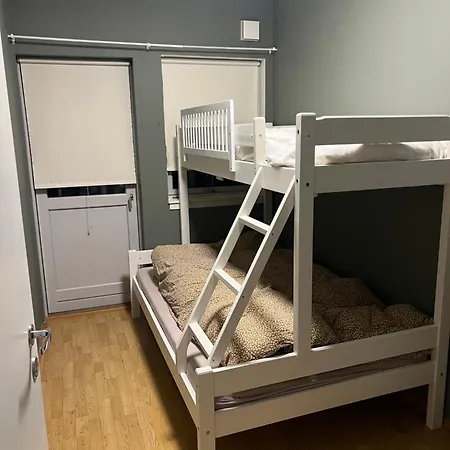 Cozy With Three Bedrooms And Parking Appartamento Tromsø
