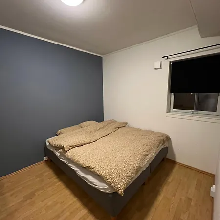 Cozy With Three Bedrooms And Parking * Tromsø